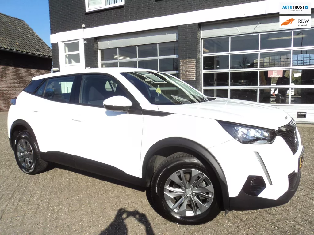 Peugeot 2008 1.2 PureTech Active Pack